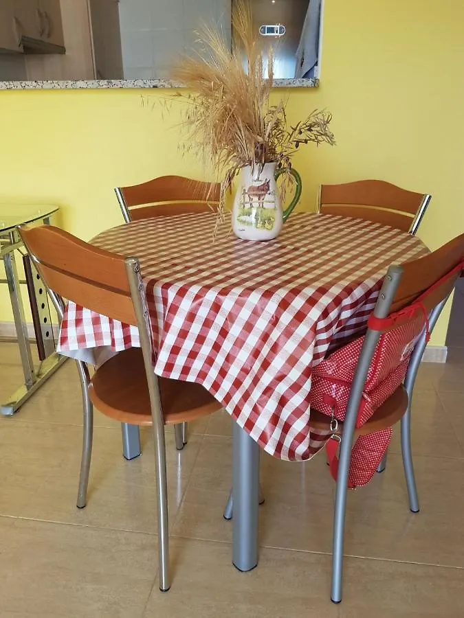 Magnifico Apartamento Junto Al Canal Principal. Empuriabrava Appartement